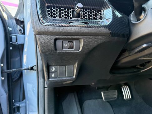 Used 2024 Honda Civic Sport image 16