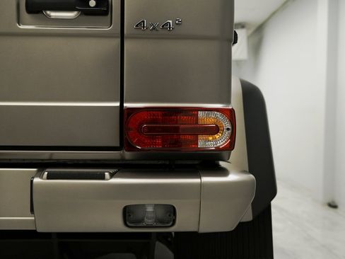 Used 2017 Mercedes-Benz G 550 Squared image 19