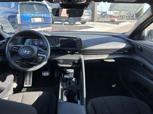 New 2026 Hyundai Elantra SEL Sport Premium FWD image 11