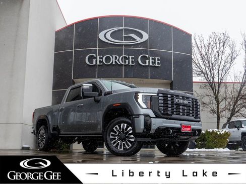 Used 2025 GMC Sierra 2500 Denali Ultimate image 1