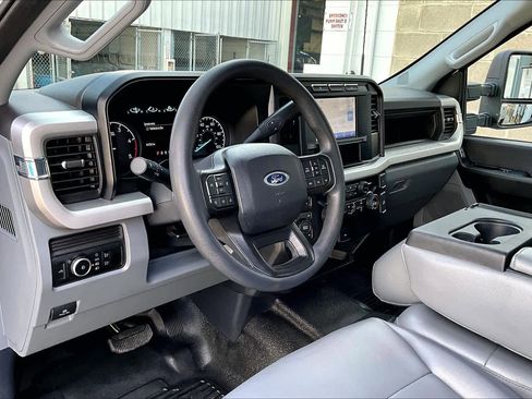 Used 2024 Ford F350 XL image 18