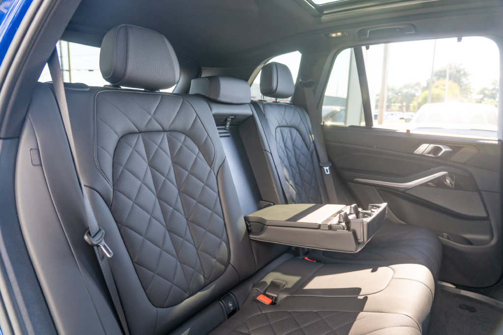 Used 2025 BMW X5 M60i AWD/4WD image 19