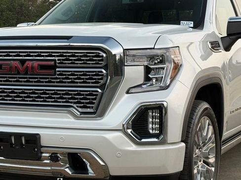 Used 2021 GMC Sierra 1500 Denali w/ Denali Premium Package image 11
