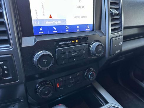 Used 2019 Ford F150 XLT w/ Equipment Group 302A Luxury image 26