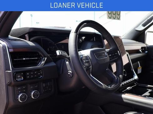 New 2026 GMC Yukon Denali w/ Denali Reserve Package AWD/4WD image 25