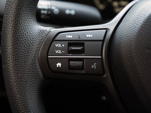 Used 2026 Honda HR-V LX image 20