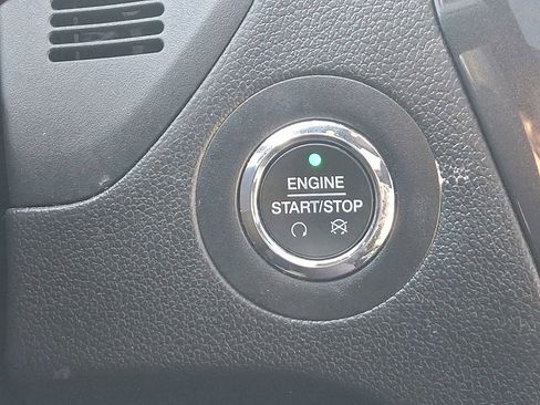 Used 2019 Ford Explorer Limited w/ Ford Safe & Smart Package image 25