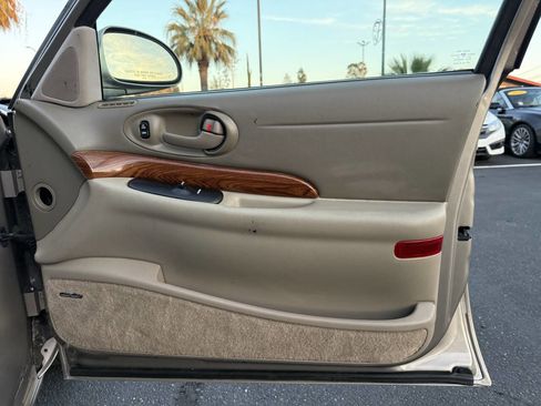 Used 2000 Buick Le Sabre Custom w/ Prestige Opt Pkg image 14