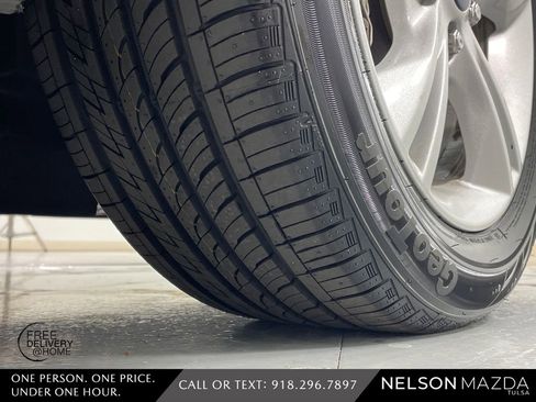 Used 2014 Ford Focus SE image 10