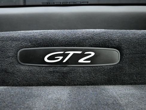 Used 2003 Porsche 911 GT2 RWD image 8