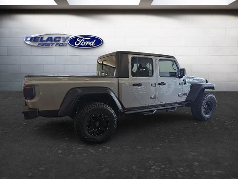Used 2020 Jeep Gladiator Sport AWD/4WD image 8