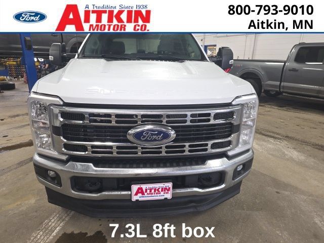 Used 2024 Ford F250 XLT AWD/4WD image 2