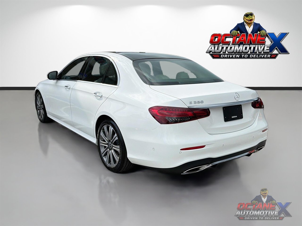 Used 2022 Mercedes-Benz E 350 Sedan image 5