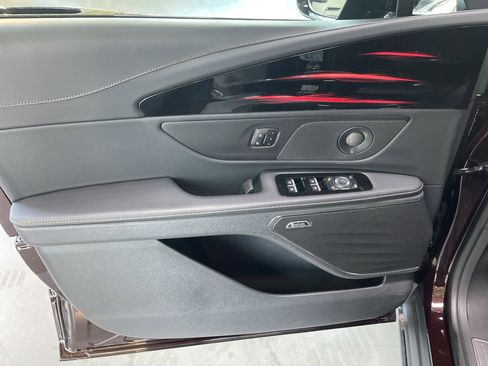 New 2024 Lincoln Nautilus Reserve w/ Equipment Group 202A image 16