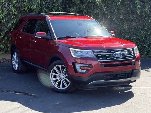 Used 2017 Ford Explorer Limited w/ Equipment Group 301A AWD/4WD image 1