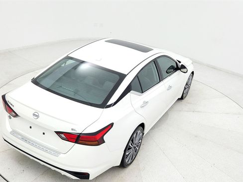 Used 2023 Nissan Altima 2.5 SL FWD image 39