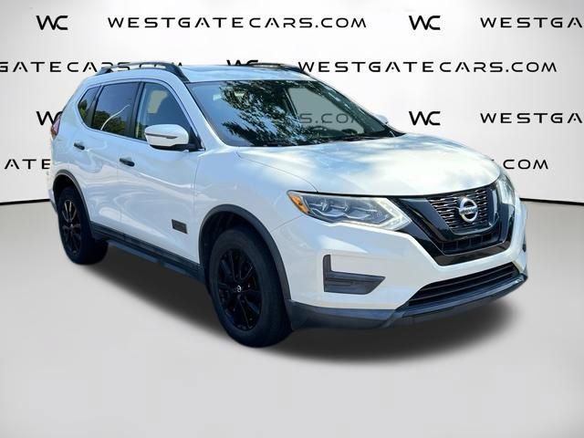Used 2017 Nissan Rogue SV AWD/4WD image 35