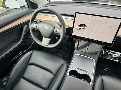 Used 2022 Tesla Model 3 Long Range image 28