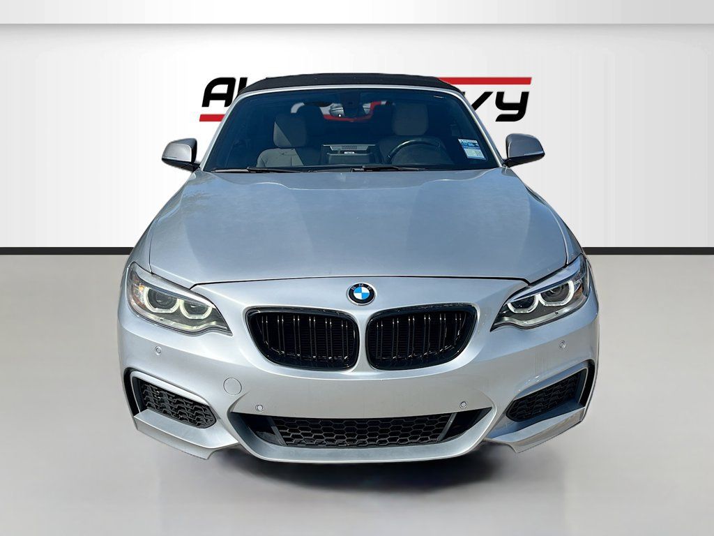 Used 2015 BMW M235i Convertible RWD image 2