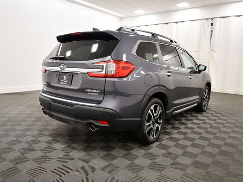 Used 2025 Subaru Ascent Touring AWD/4WD image 8