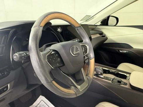Used 2024 Lexus RX 350 Premium Plus w/ Convenience Package image 15