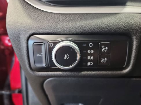Used 2023 Ford Explorer XLT w/ Equipment Group 202A AWD/4WD image 19