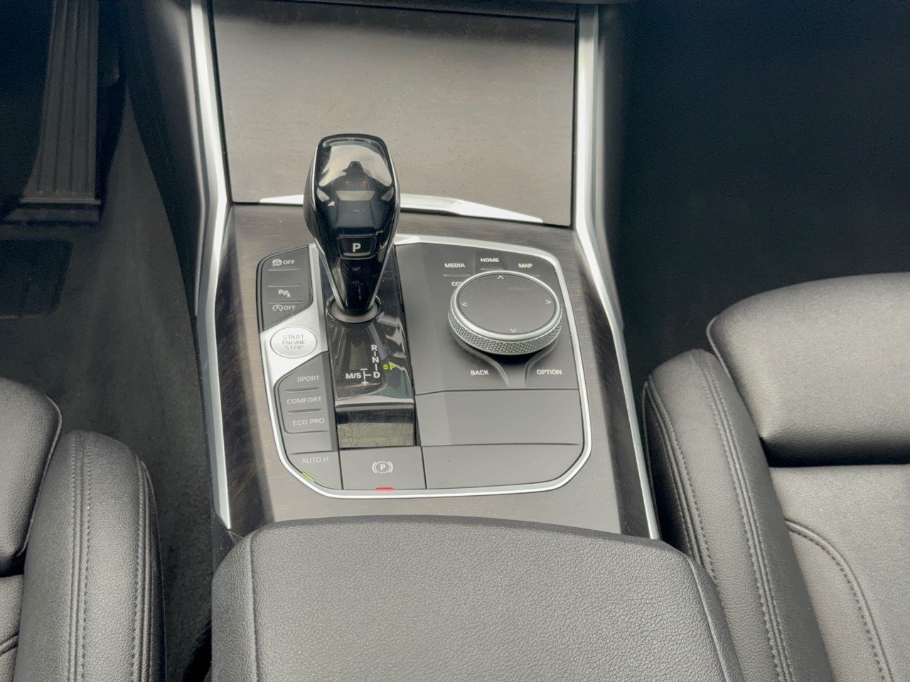Used 2020 BMW 330i Sedan w/ Premium Package RWD image 21
