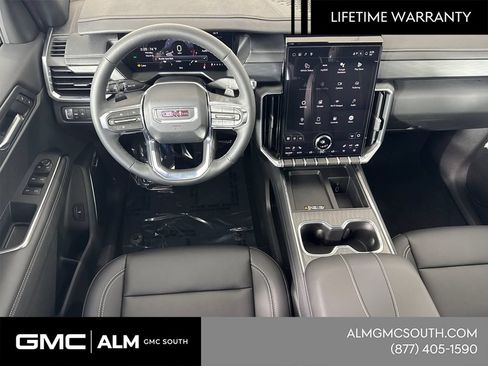 New 2026 GMC Acadia Elevation w/ Elevation Premium Package FWD image 25