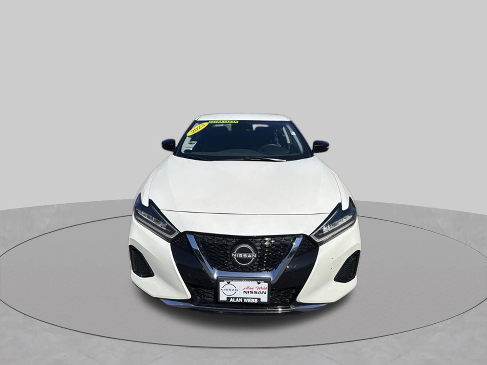 Used 2023 Nissan Maxima SV w/ Floor Mat Group FWD image 8