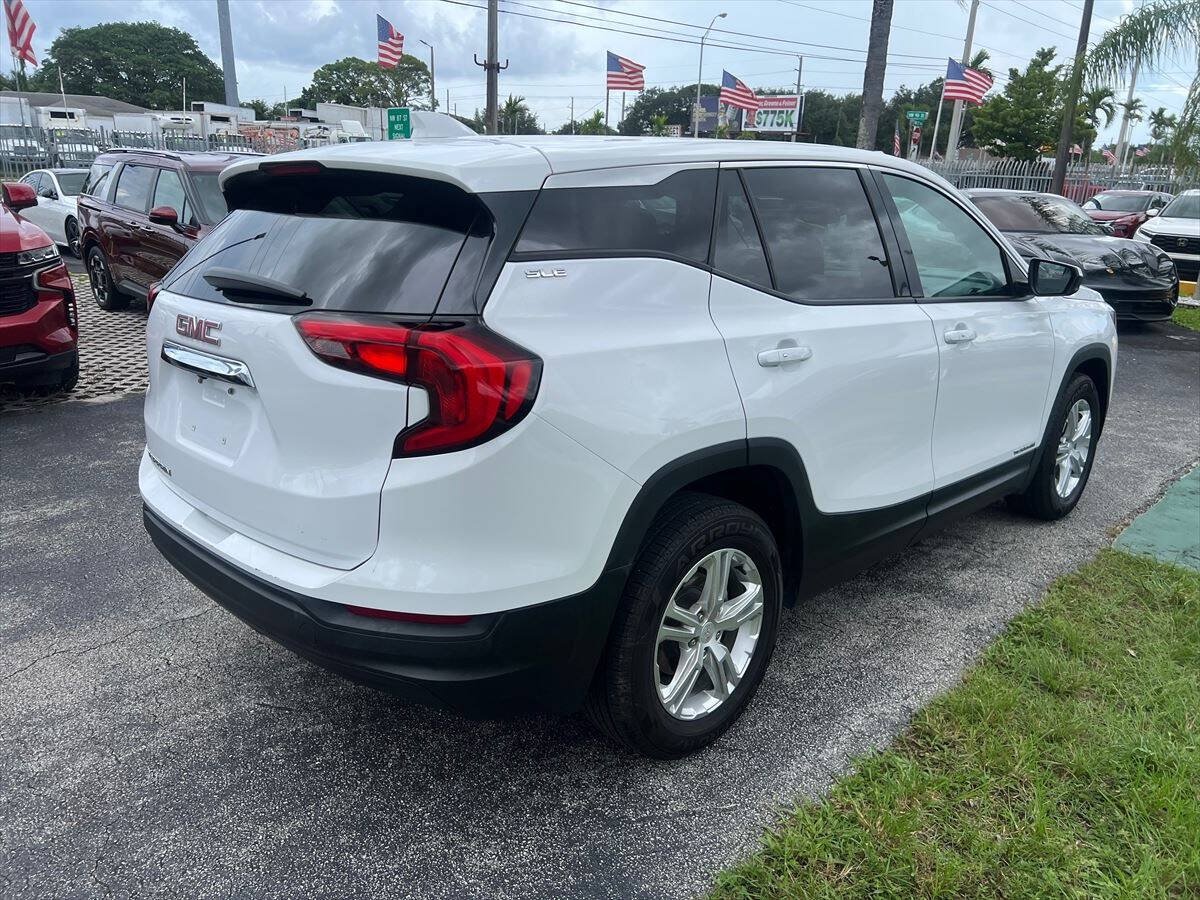 Used 2020 GMC Terrain SLE FWD image 5