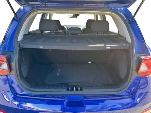 Used 2022 Hyundai Venue SE w/ Cargo Package image 14