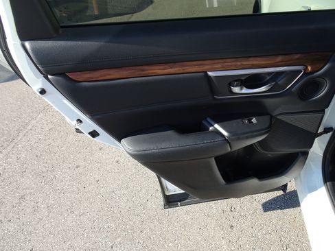 Used 2017 Honda CR-V EX-L image 17