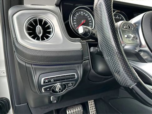 Used 2019 Mercedes-Benz G 63 AMG 4MATIC w/ Parking Package image 19
