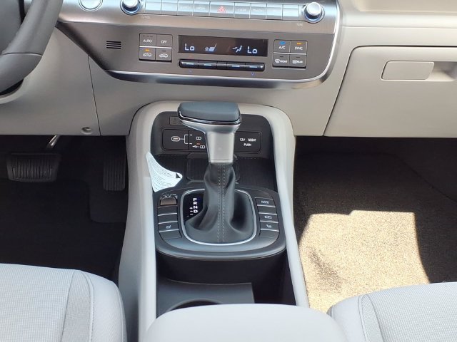 New 2026 Hyundai Kona SEL Sport FWD image 15