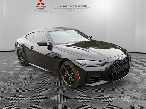 Used 2024 BMW M440i Coupe w/ Premium Package image 3