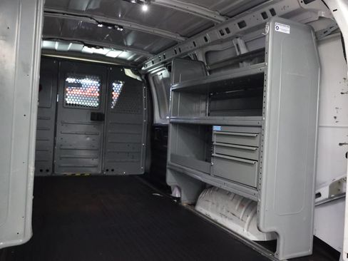 Used 2020 Chevrolet Express 2500 w/ Communications Package RWD image 22