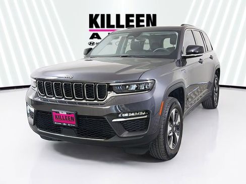 Used 2022 Jeep Grand Cherokee Limited 4xe image 3