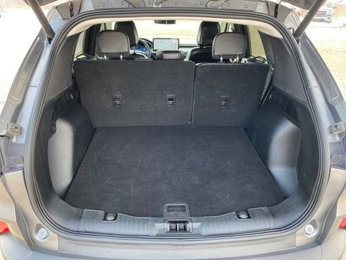 Used 2023 Ford Escape Platinum image 20
