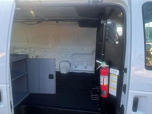 Used 2013 Ford E-150 and Econoline 150 image 8