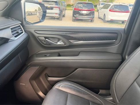 Used 2022 GMC Yukon Denali AWD/4WD image 20