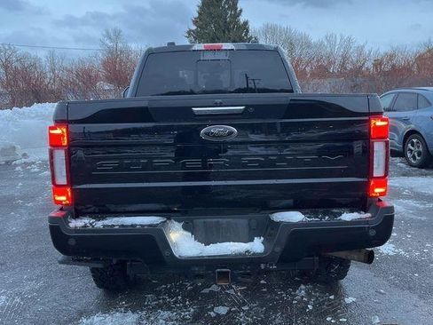 Used 2022 Ford F250 Lariat w/ Tremor Off-Road Package image 4