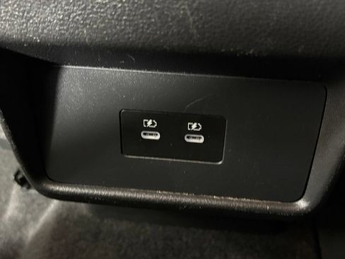 Used 2024 Nissan Rogue SV FWD image 33