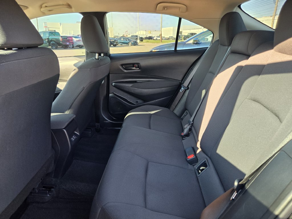 Used 2026 Toyota Corolla LE FWD image 27