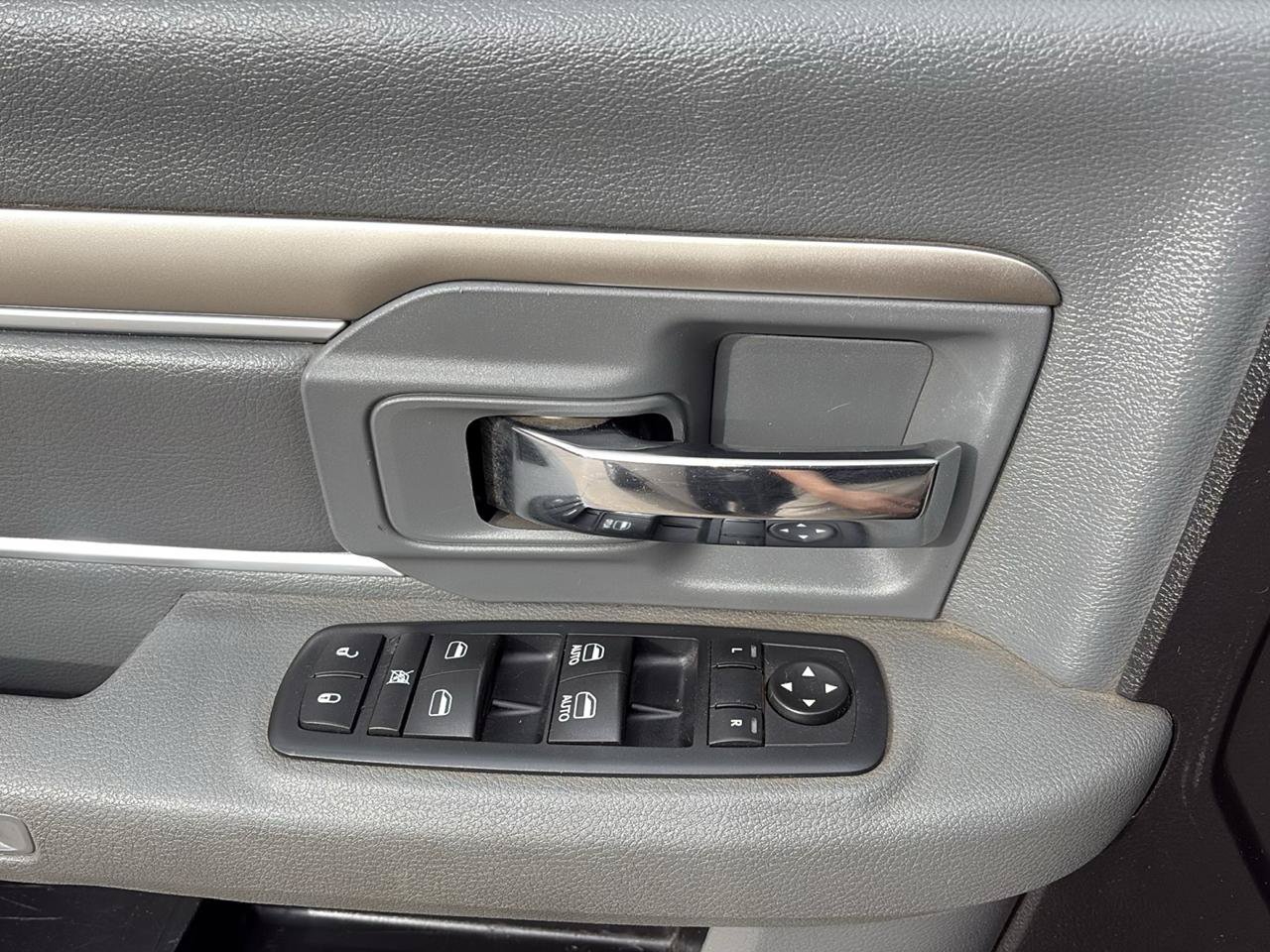 Used 2016 RAM 1500 Big Horn AWD/4WD image 17