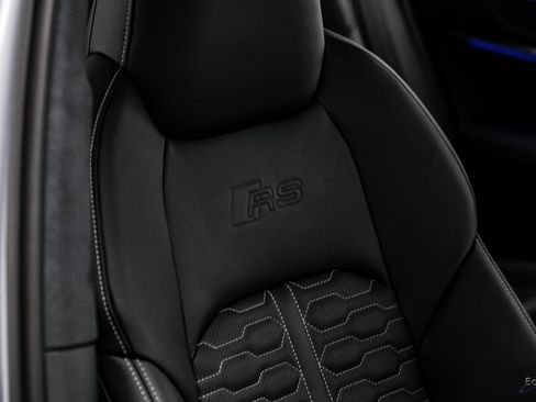 Used 2025 Audi RS 6 performance image 49