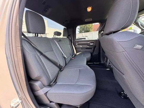 New 2026 RAM 2500 Big Horn AWD/4WD image 20