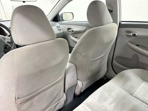 Used 2010 Toyota Corolla LE FWD image 23