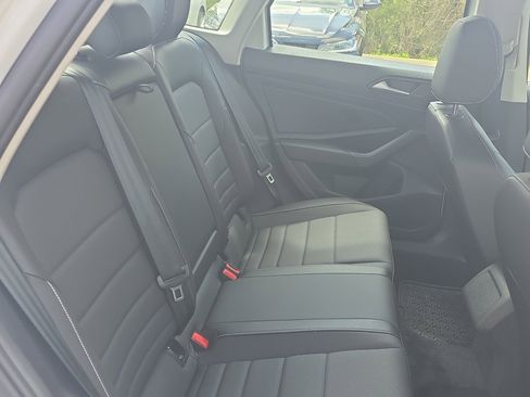 Used 2024 Volkswagen Jetta SE w/ Black Wheel Package FWD image 20