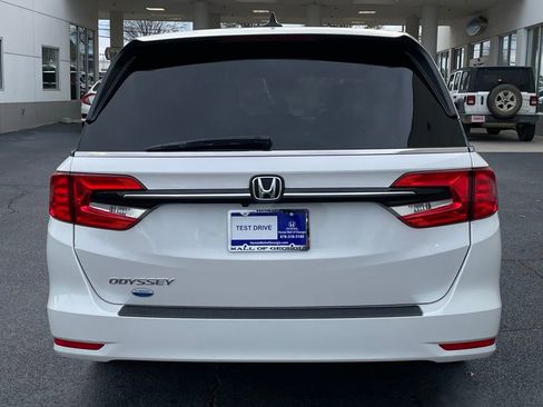 Used 2023 Honda Odyssey EX-L image 5