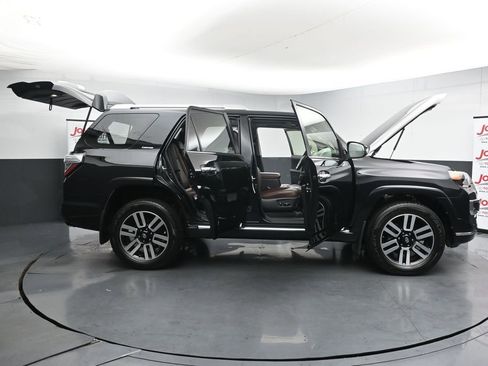 Used 2018 Toyota 4Runner Limited AWD/4WD image 42